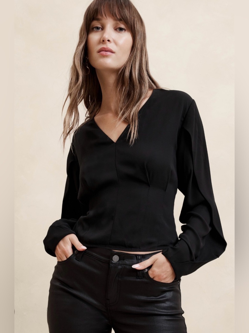 NWT Banana Republic Factory Black Draped Sleeve Top size 6 business casual.